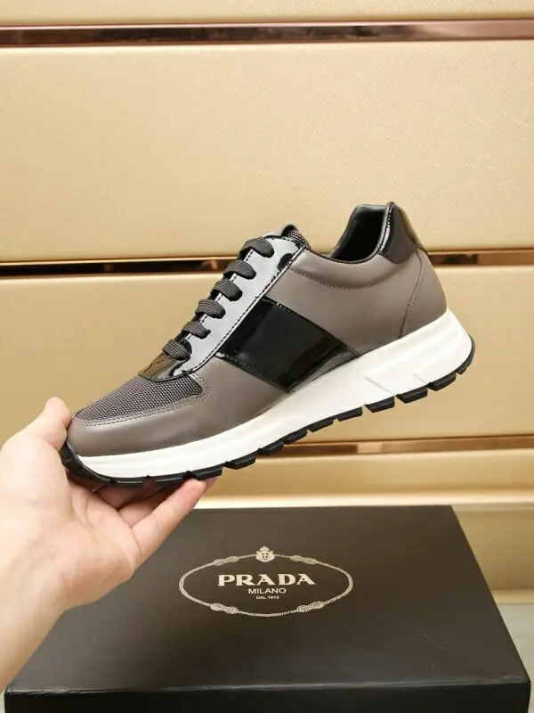 prada decontractees chaussures pour homme s_12575763